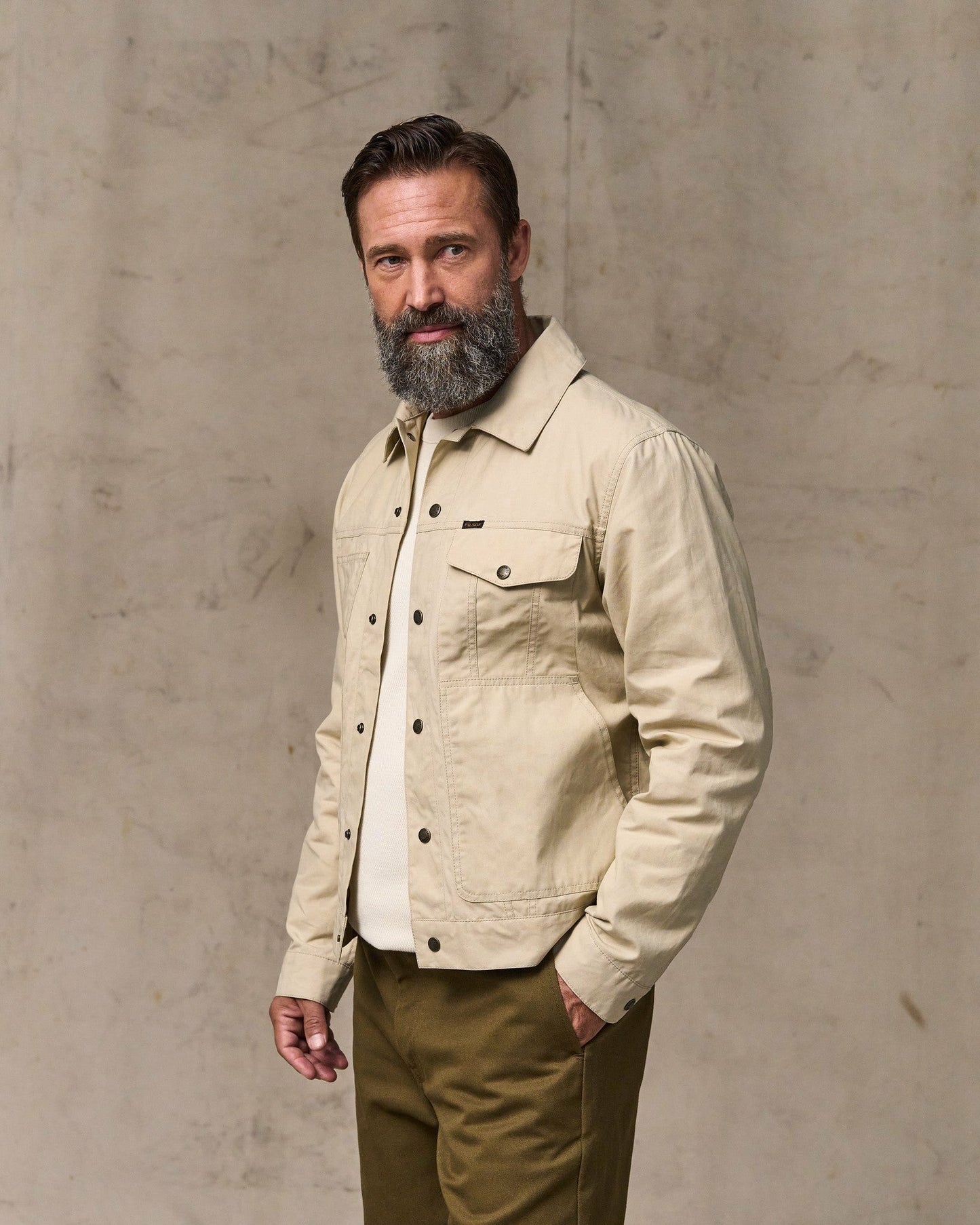 Filson Men Dry Wax Short Cruiser Jacket - Quail Tan