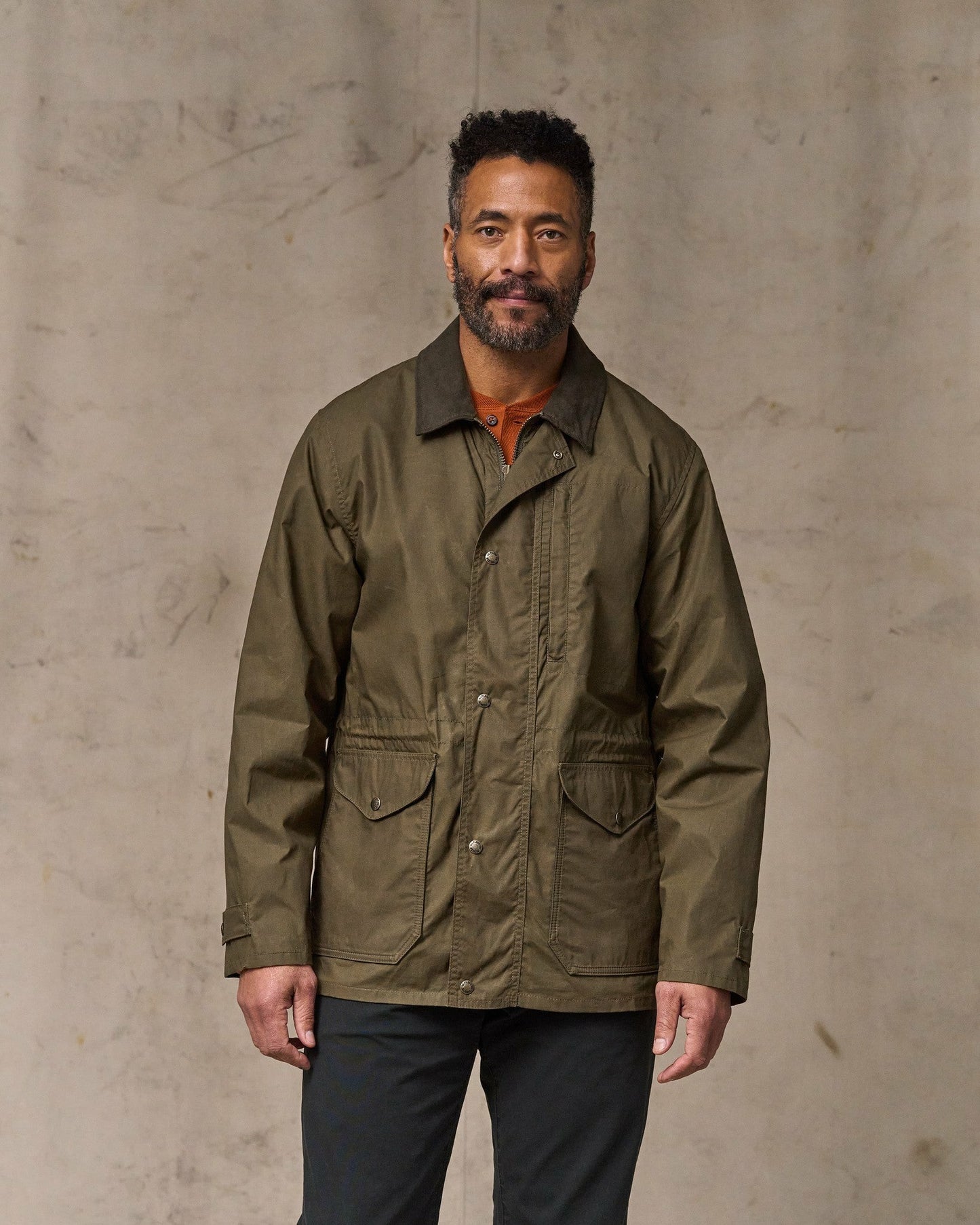 Filson Men Dry Wax Mile Marker Coat - Burnt Olive