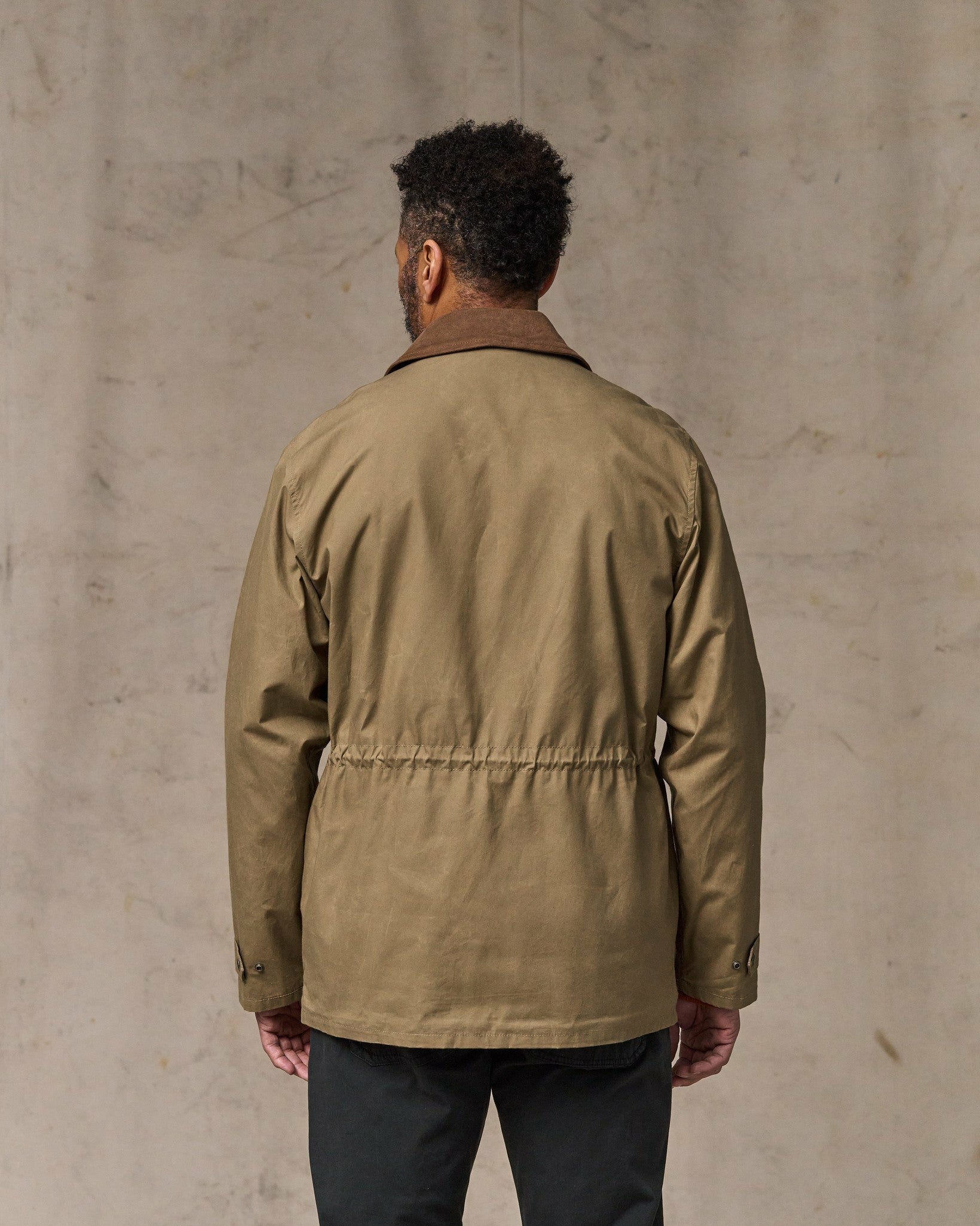 Filson Men Dry Wax Mile Marker Coat - Dark Beige