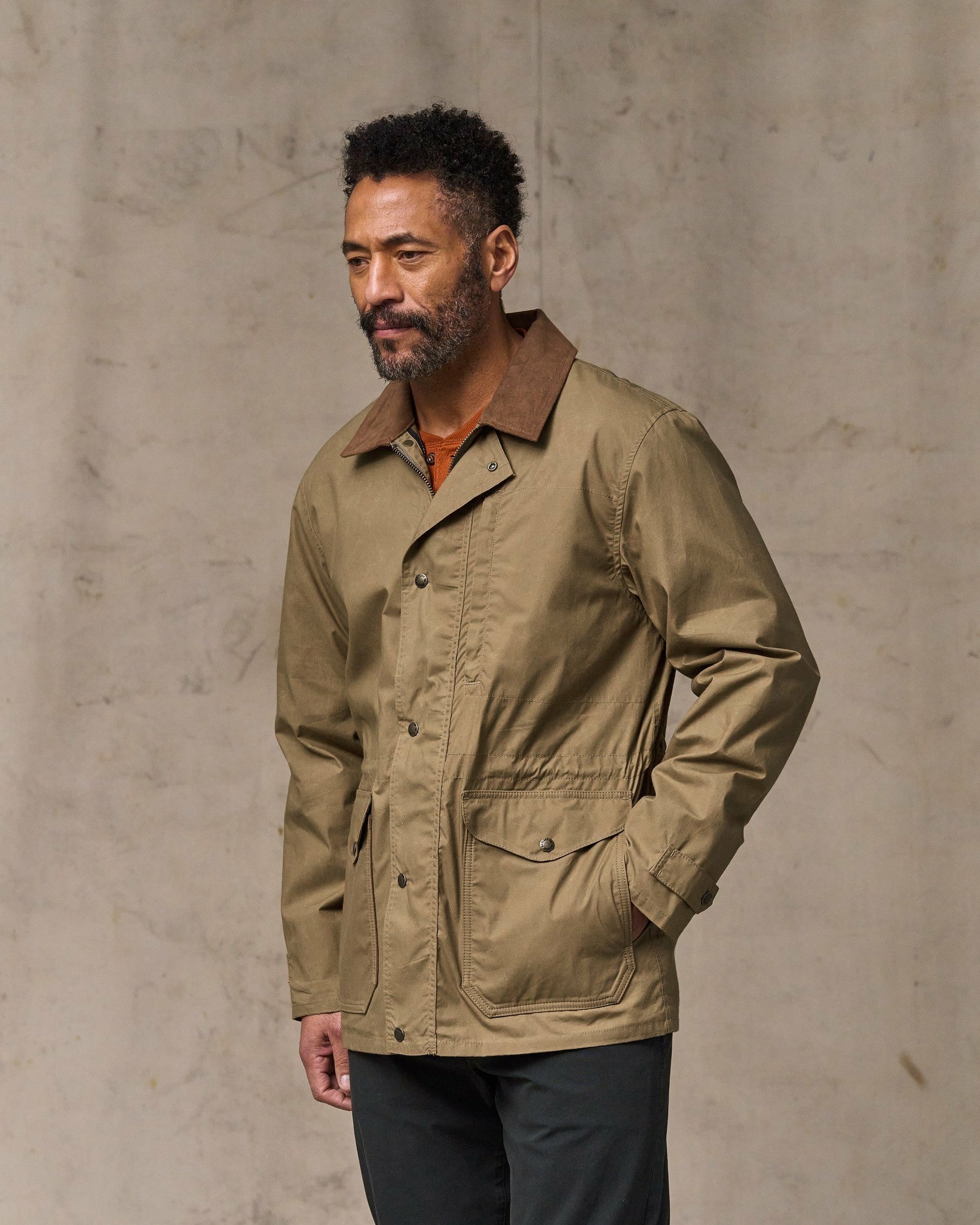 Filson Men Dry Wax Mile Marker Coat - Dark Beige