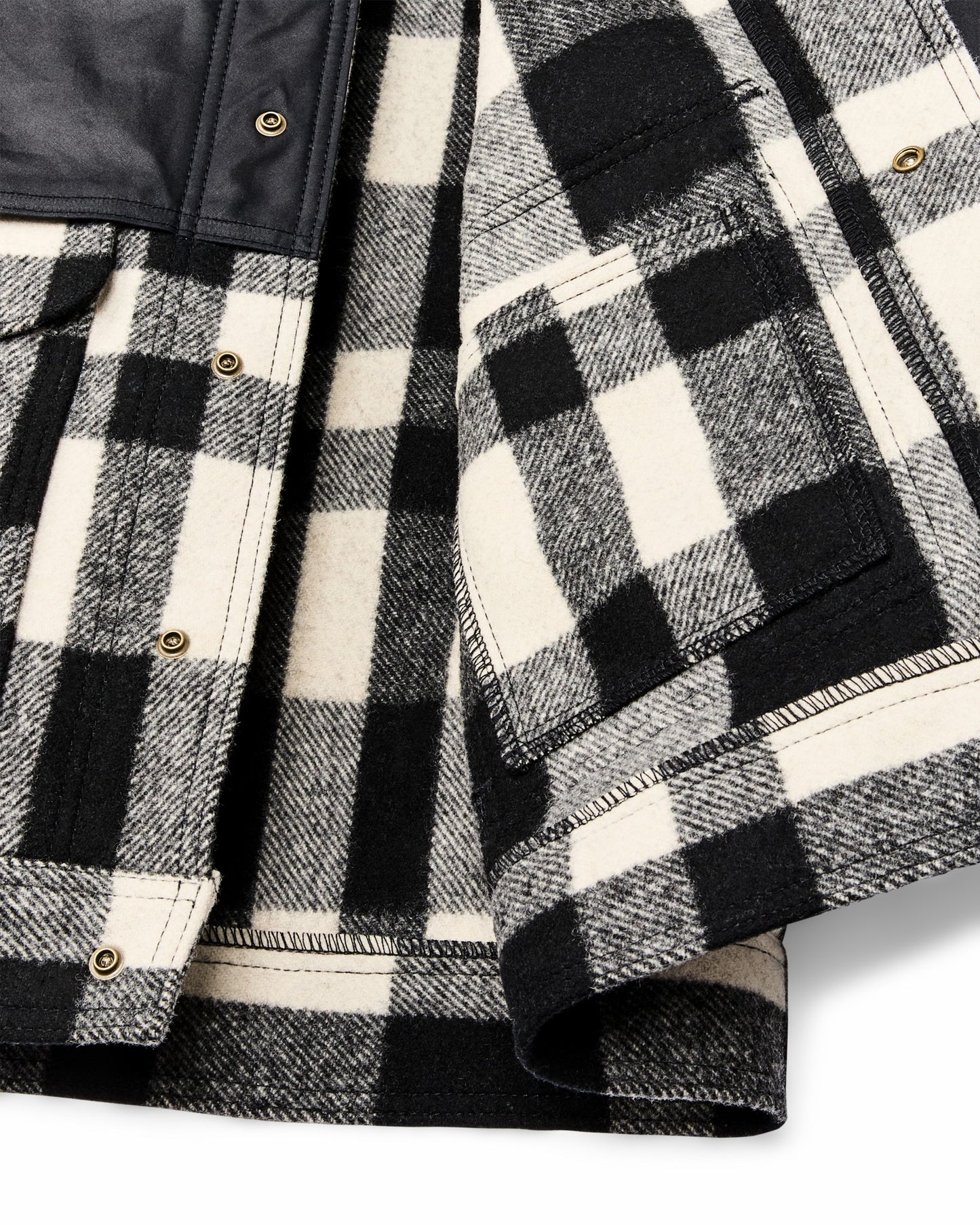 Filson Men Mackinaw Wool Caped Jacket - Natural Black Plaid / Navy