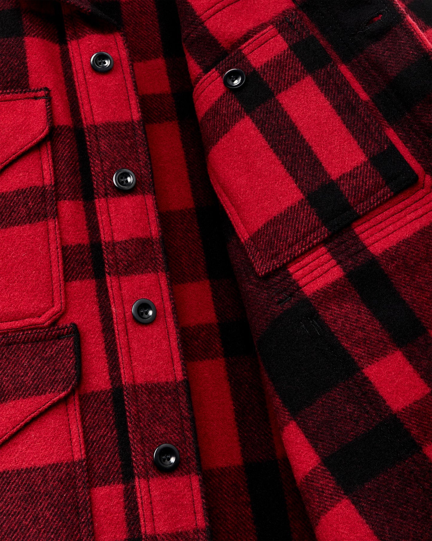Filson Men 1940s Mackinaw Wool Cruiser Jacket - Red / Black Heritage Plaid