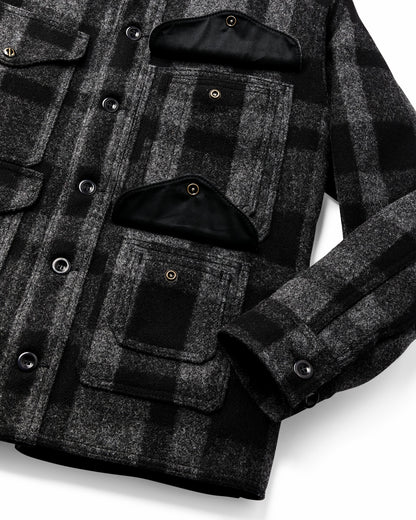 Filson Men 1940s Mackinaw Wool Cruiser Jacket - Charcoal / Black Heritage Plaid