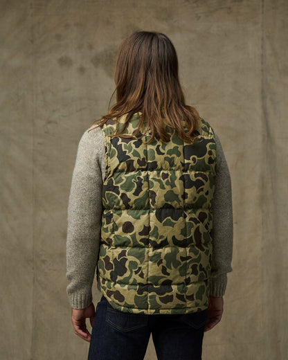 Filson Men Waxed Down Vest - Tundra Shrub Camo