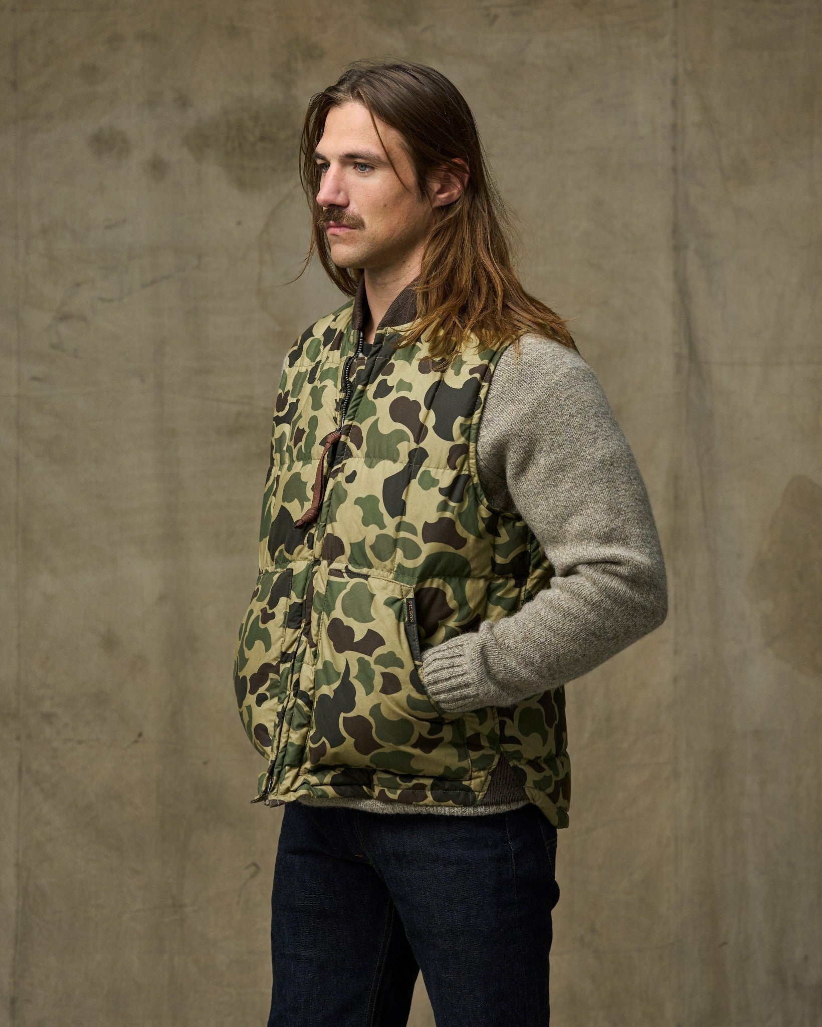 Filson Men Waxed Down Vest - Tundra Shrub Camo