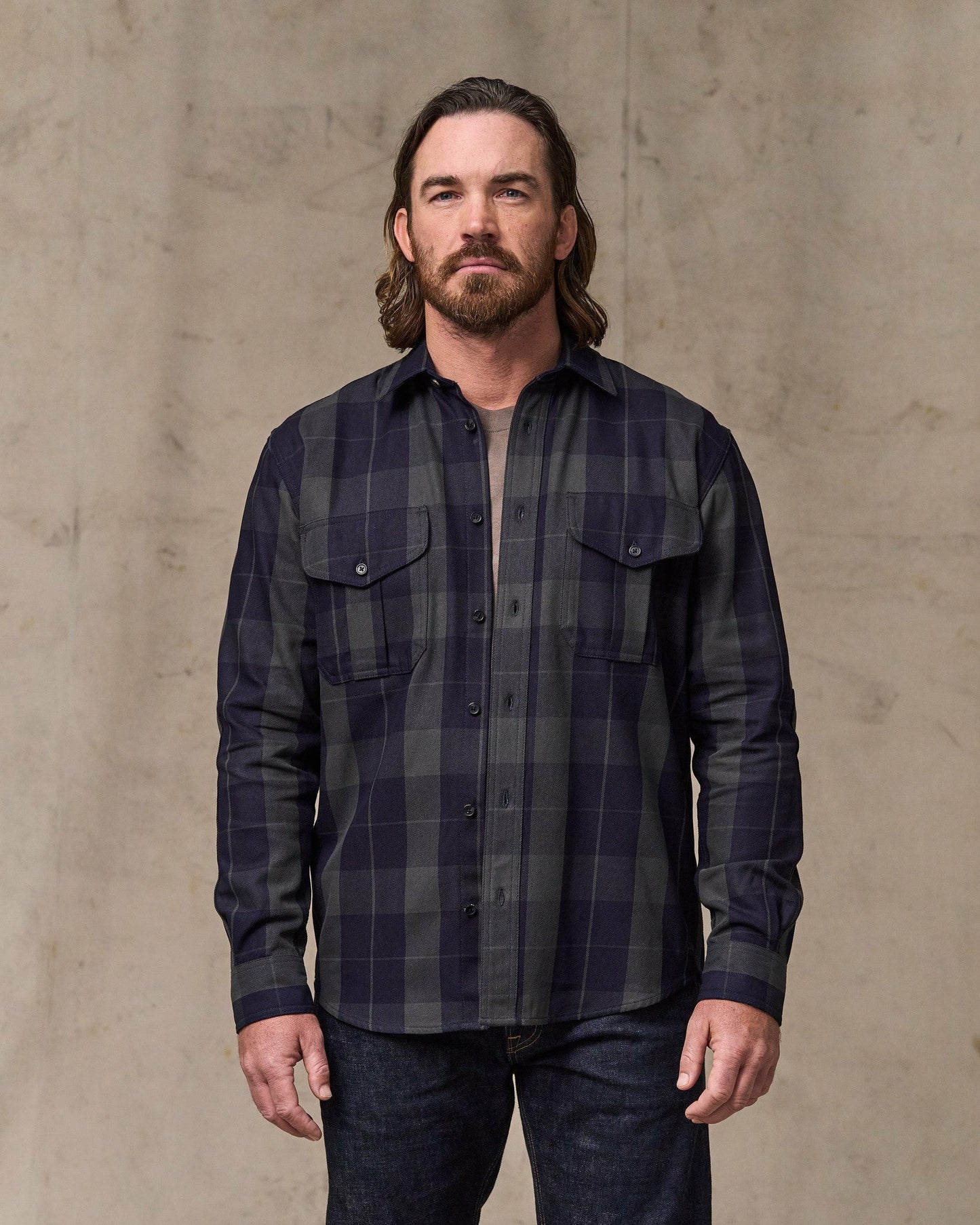 Filson Men Vintage Wash Alaskan Guide Shirt - Indigo / Faded Black