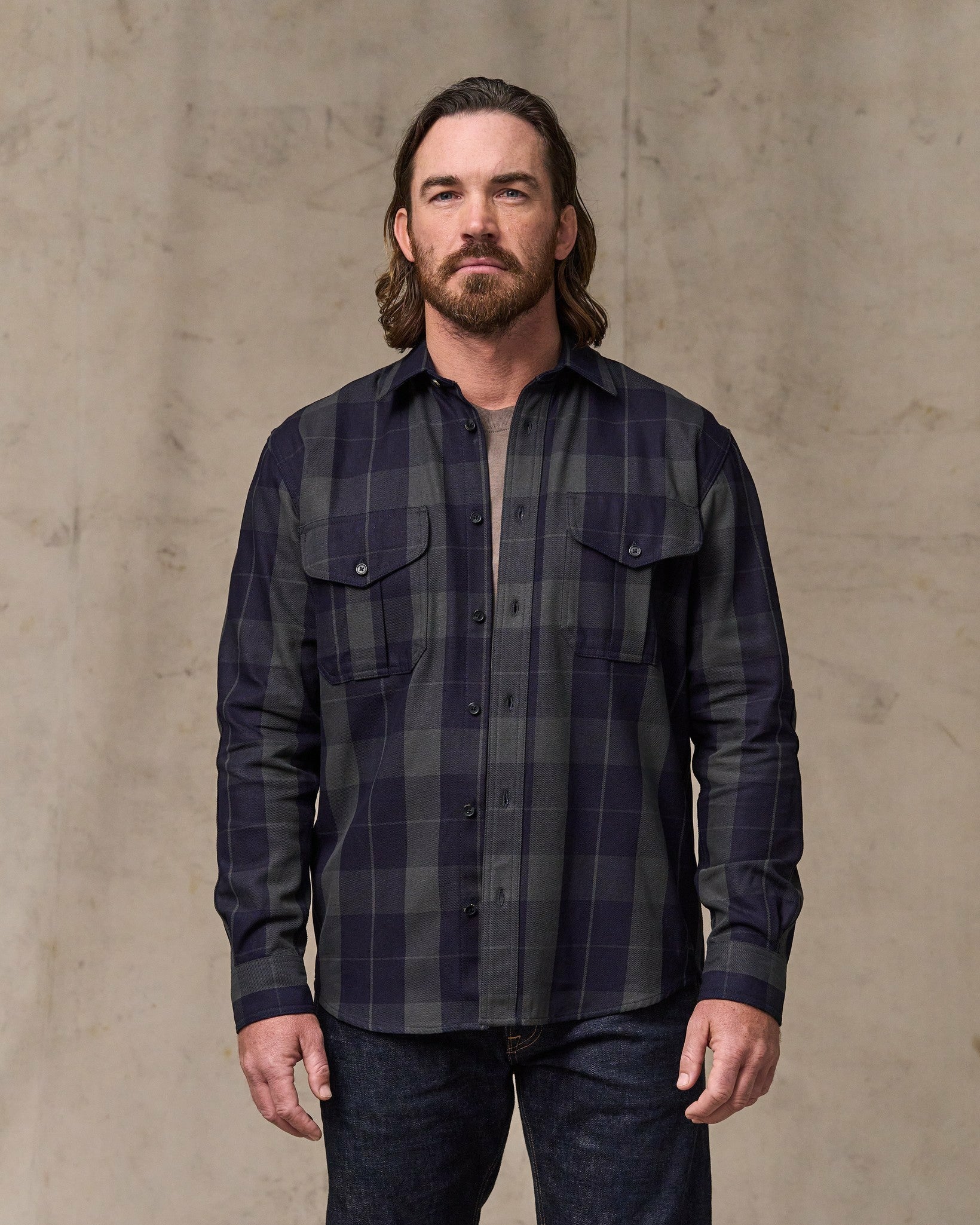Filson Men Vintage Wash Alaskan Guide Shirt - Indigo / Faded Black