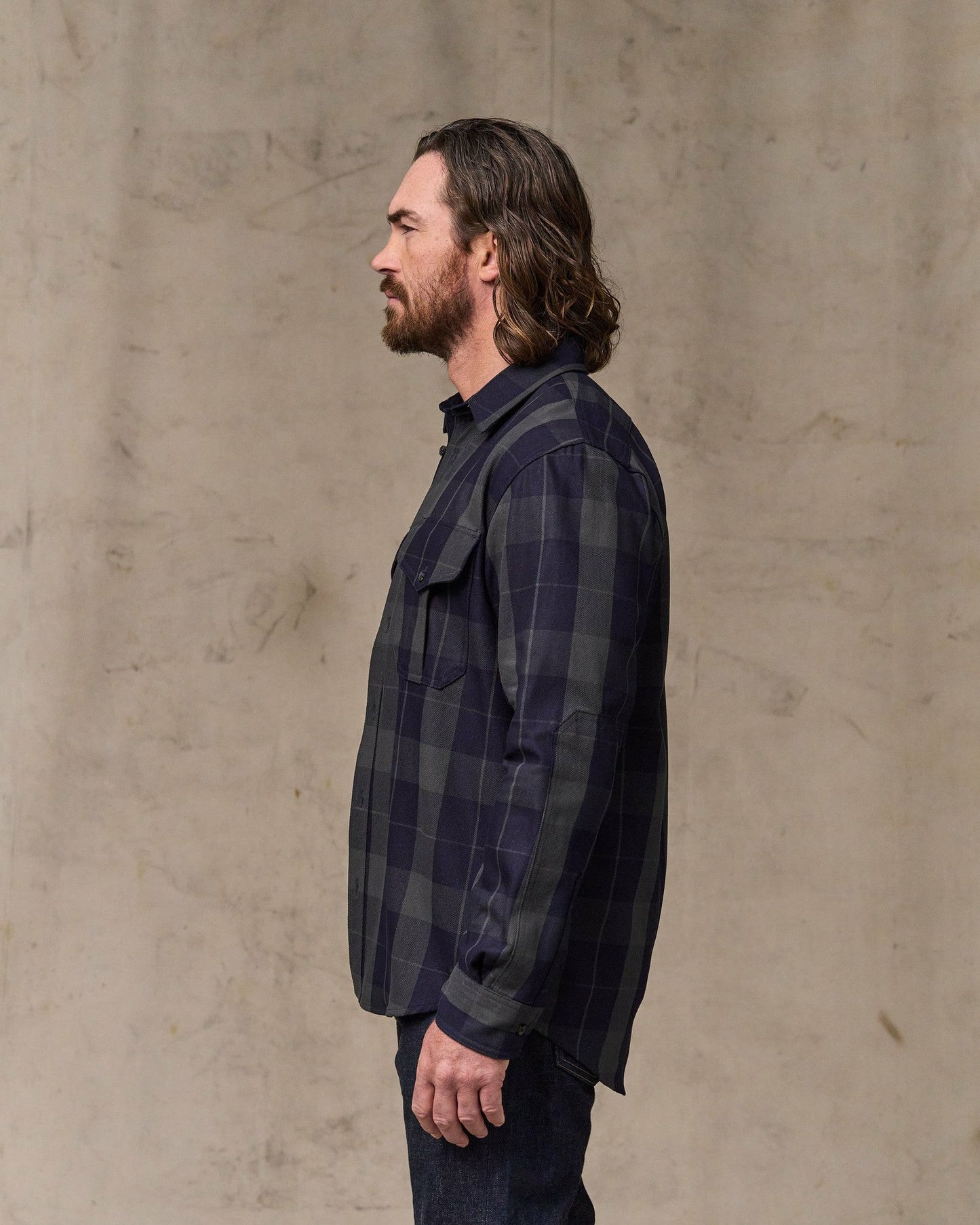 Filson Men Vintage Wash Alaskan Guide Shirt - Indigo / Faded Black