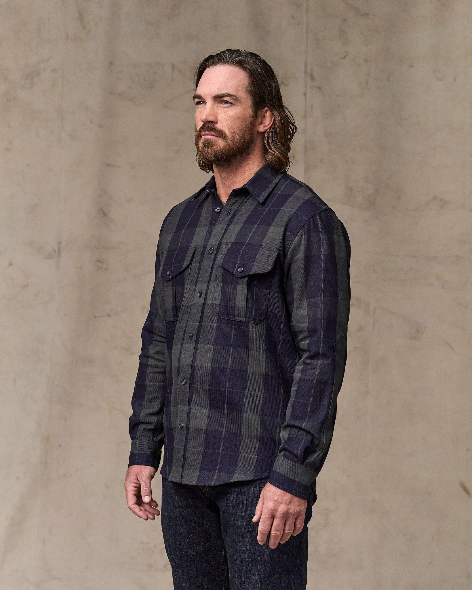 Filson Men Vintage Wash Alaskan Guide Shirt - Indigo / Faded Black