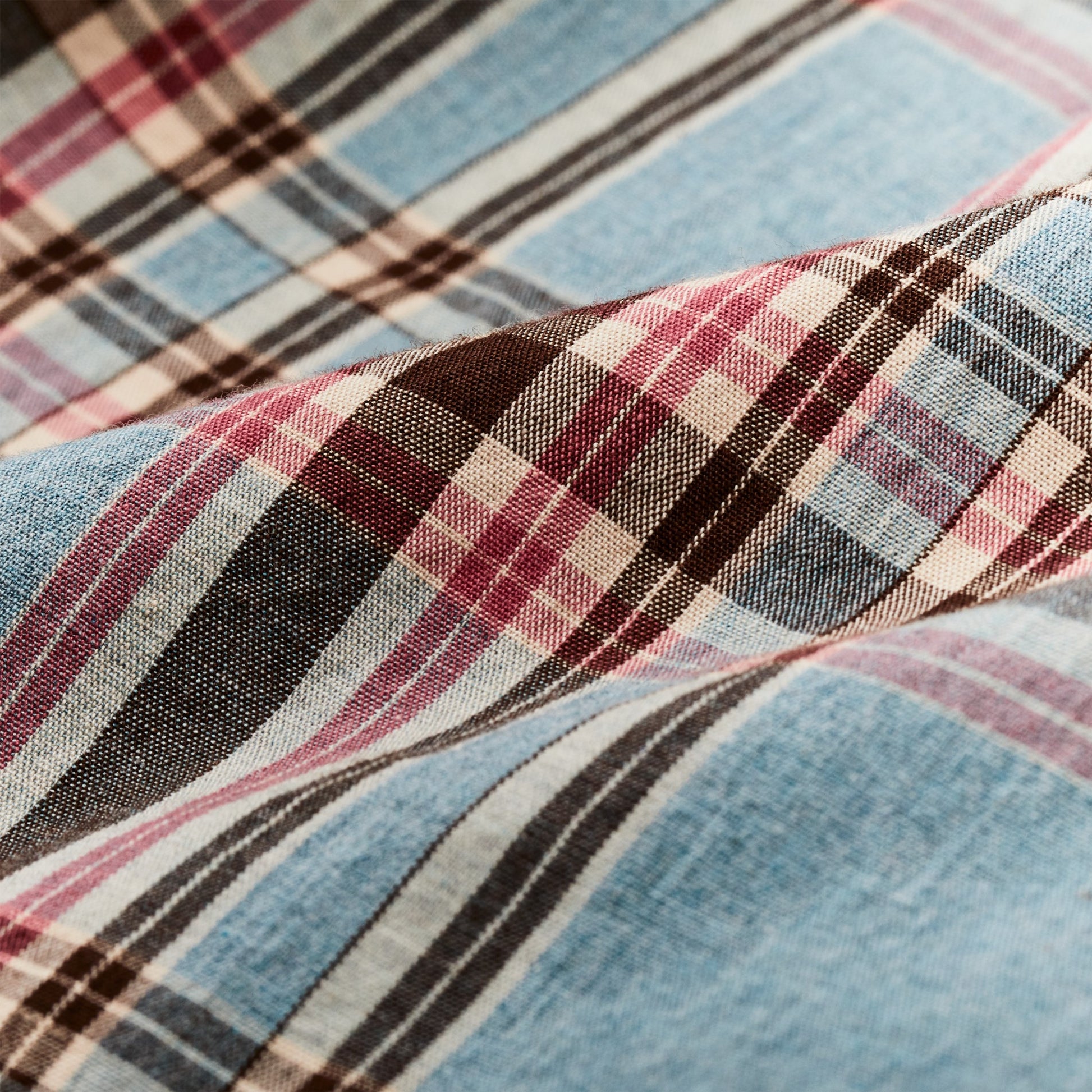 Filson Men Men's Washed Feather Cloth Shirt | FIlson
 – Filson