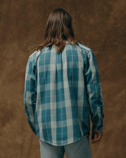 Filson Men Vintage Wash Alaskan Guide Shirt - Jasper / Dark Teal Plaid