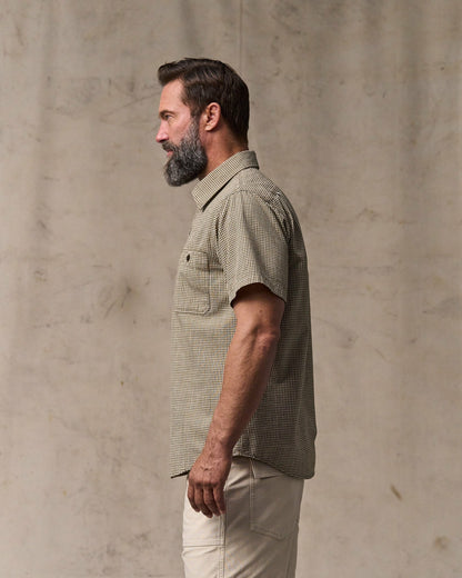 Filson Men Short Sleeve Chambray Shirt - Coffee / Natural Plaid