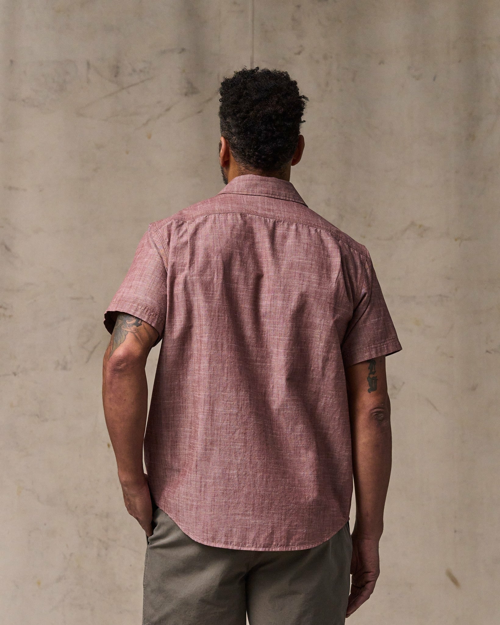 Filson Men Short Sleeve Chambray Shirt - Sable