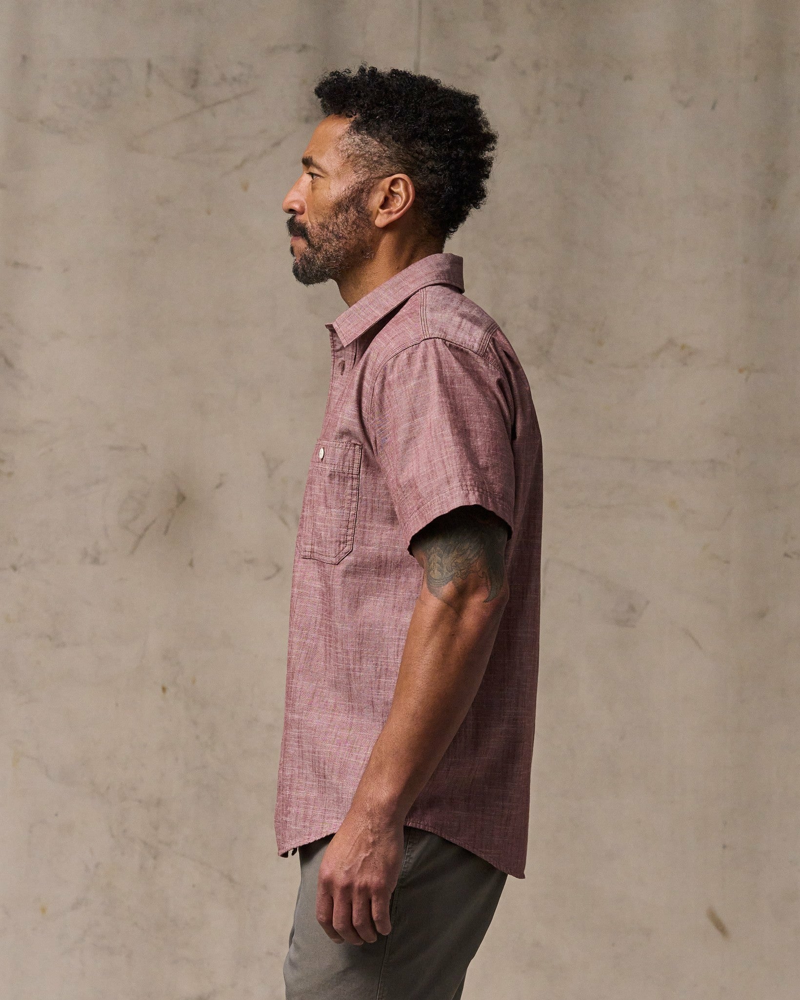 Filson Men Short Sleeve Chambray Shirt - Sable