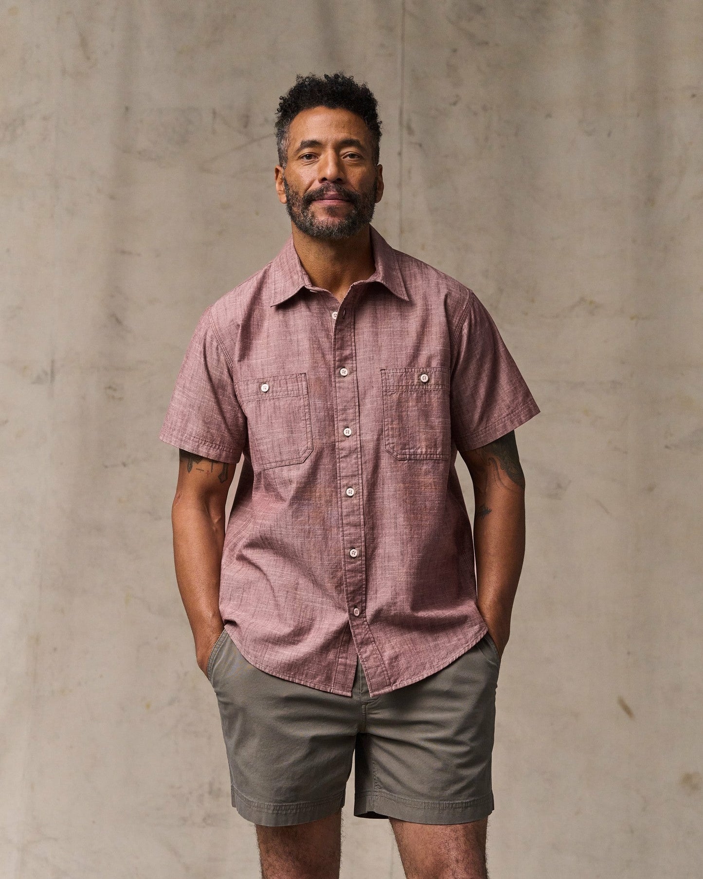 Filson Men Short Sleeve Chambray Shirt - Sable