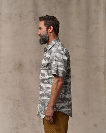 Filson Men Twin Lakes Short Sleeve Sport Shirt - Beluga / Print