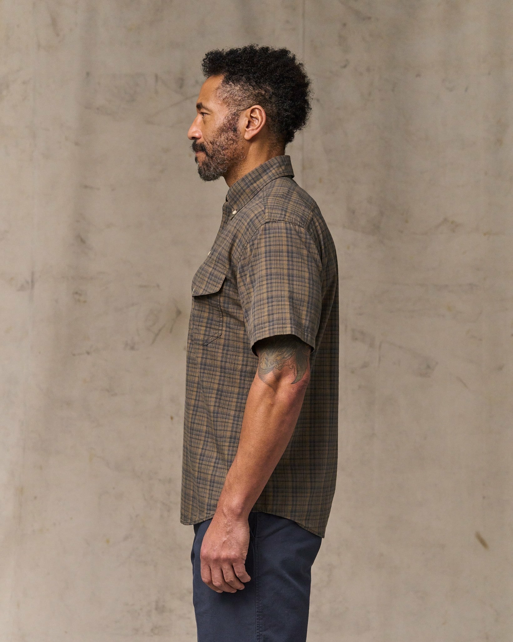 Filson Men Short Sleeve Madras Popover Shirt - Brown / Olive Plaid