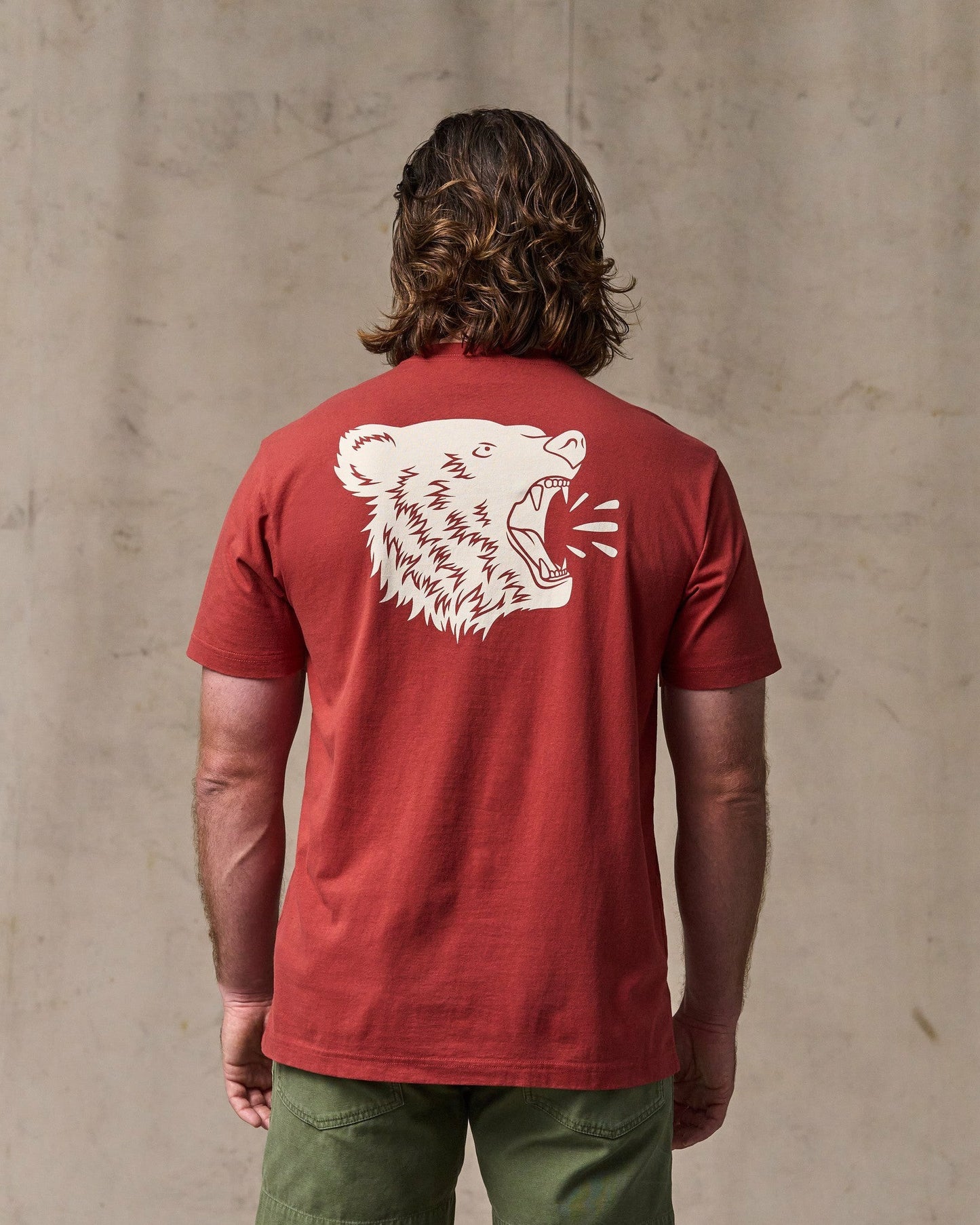 Filson Men Bear Graphic T-Shirt - Chili Oil