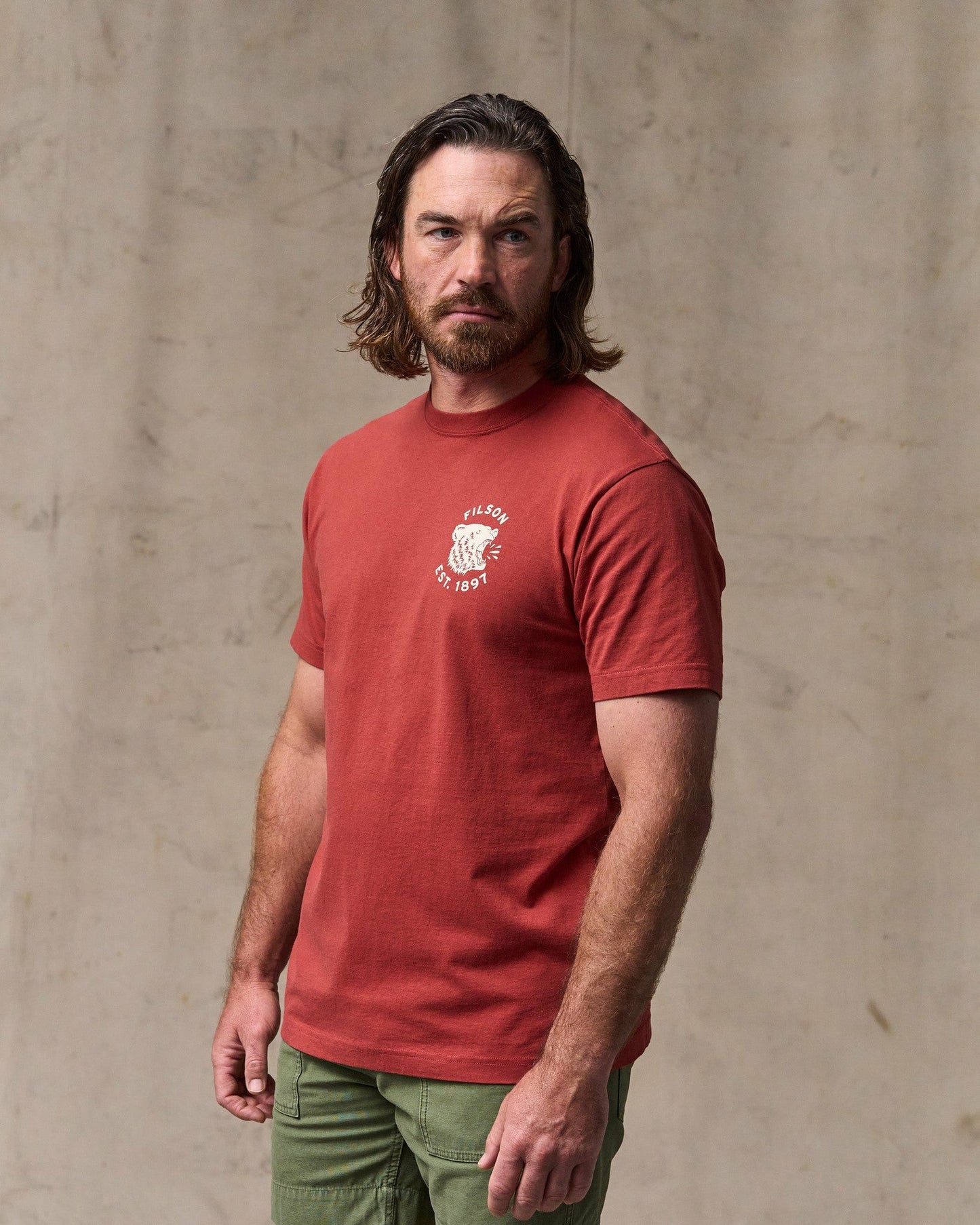 Filson Men Bear Graphic T-Shirt - Chili Oil