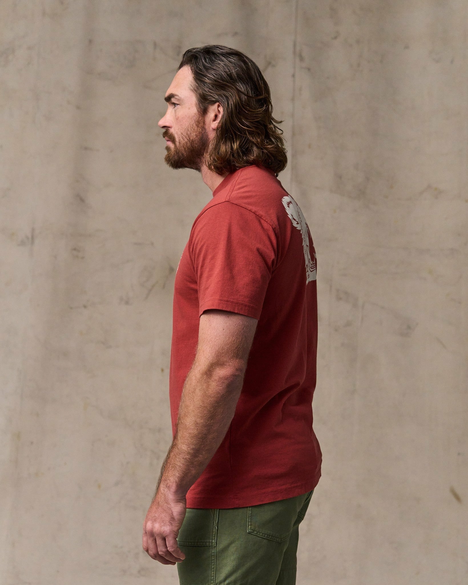 Filson Men Bear Graphic T-Shirt - Chili Oil