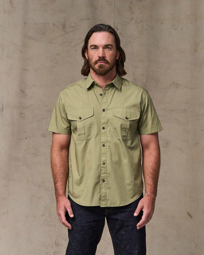 Filson Men Filson's Washed Short Sleeve Feather Cloth Shirt - Lakebed
