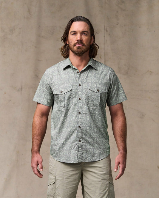 Filson Men Filson's Washed Short Sleeve Feather Cloth Shirt - Khaki / Print