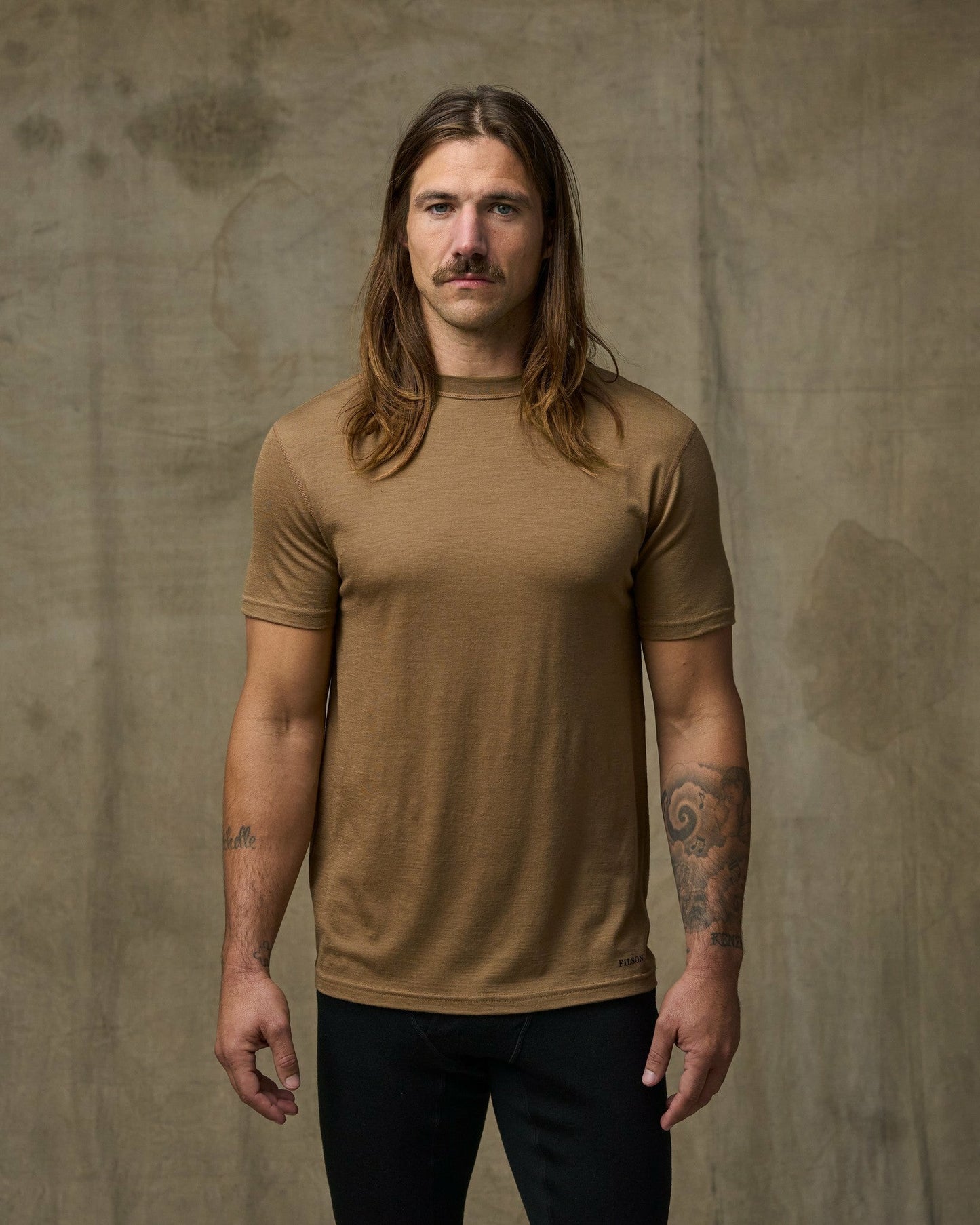 Filson Men 210g Merino Wool Short Sleeve Crewneck - Rugged Tan