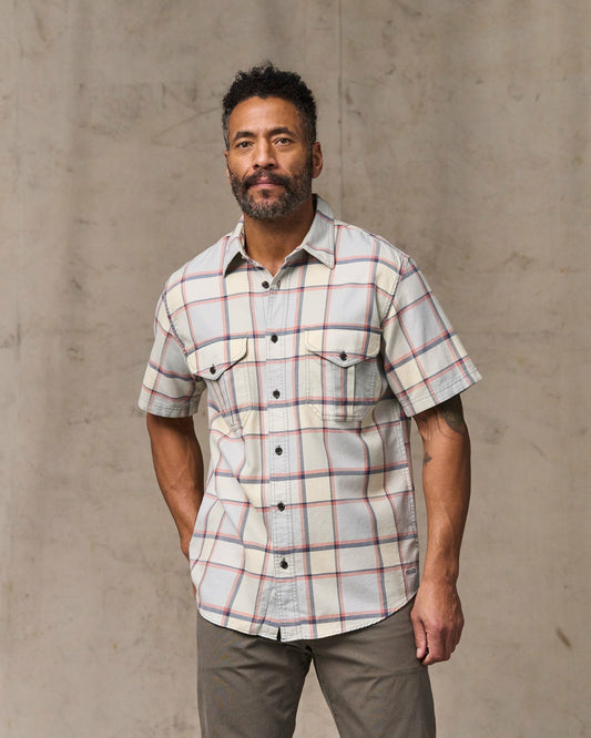 Filson Men Short Sleeve Lightweight Alaskan Guide Shirt - Light Blue / Tan Plaid
