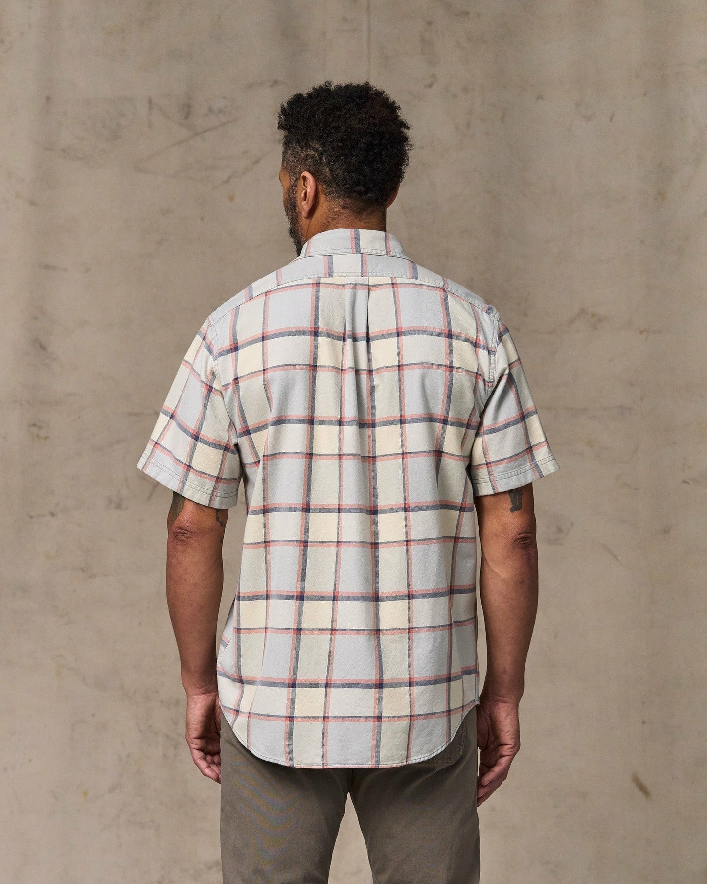 Filson Men Short Sleeve Lightweight Alaskan Guide Shirt - Light Blue / Tan Plaid