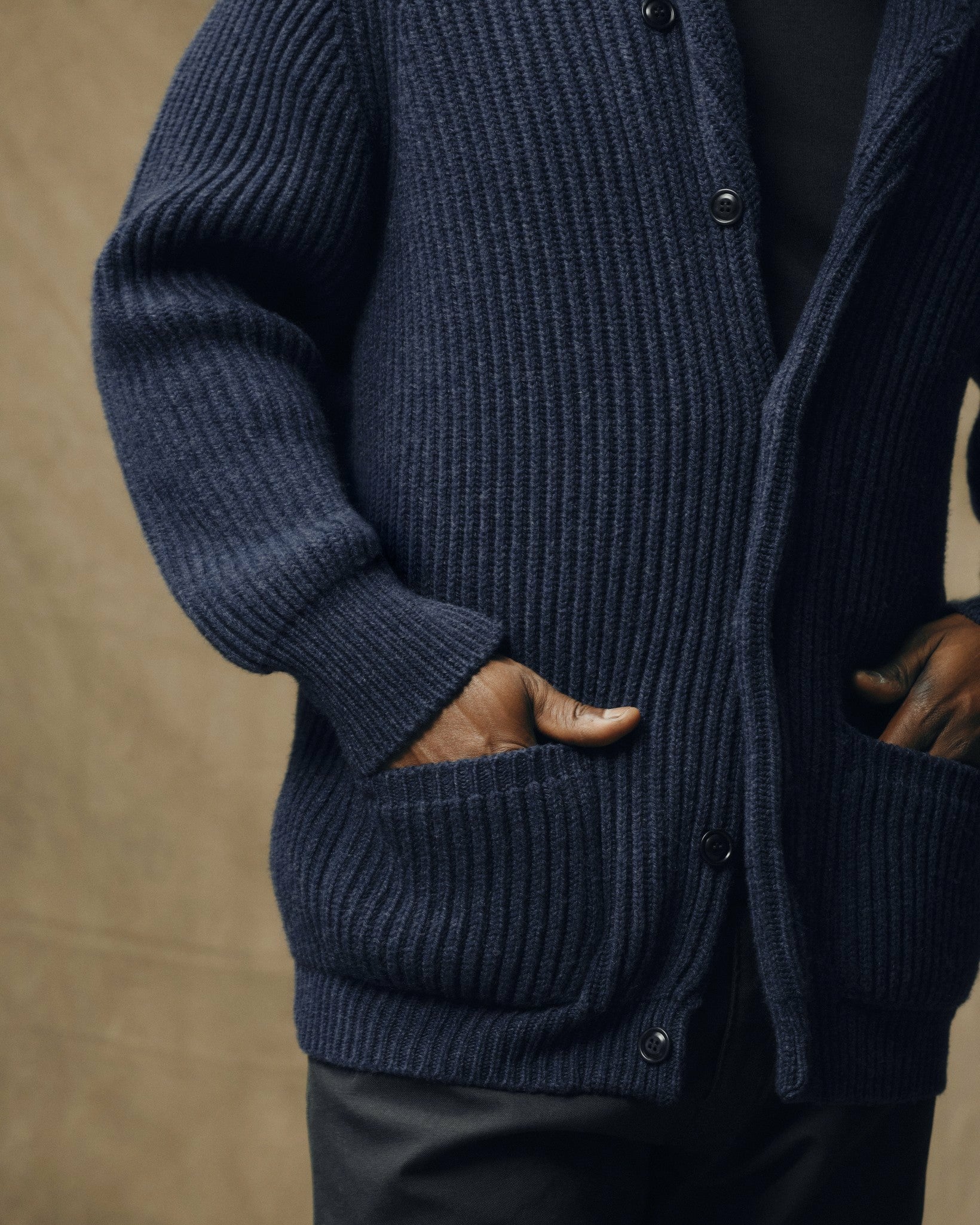 Filson Men Bristol Cardigan Sweater - Navy