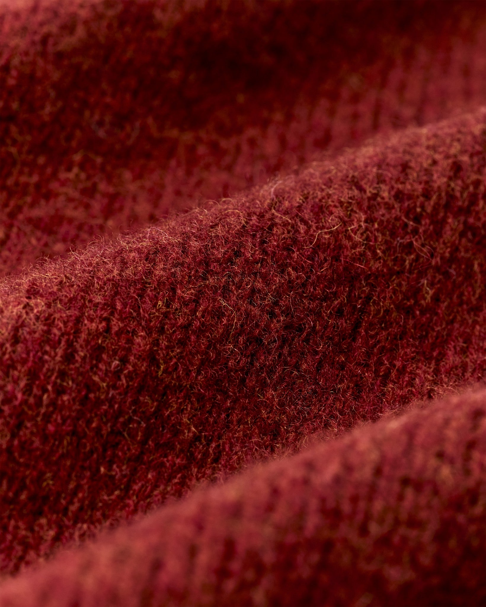 Filson Men Shetland 5-gauge Wool Sweater - Russet