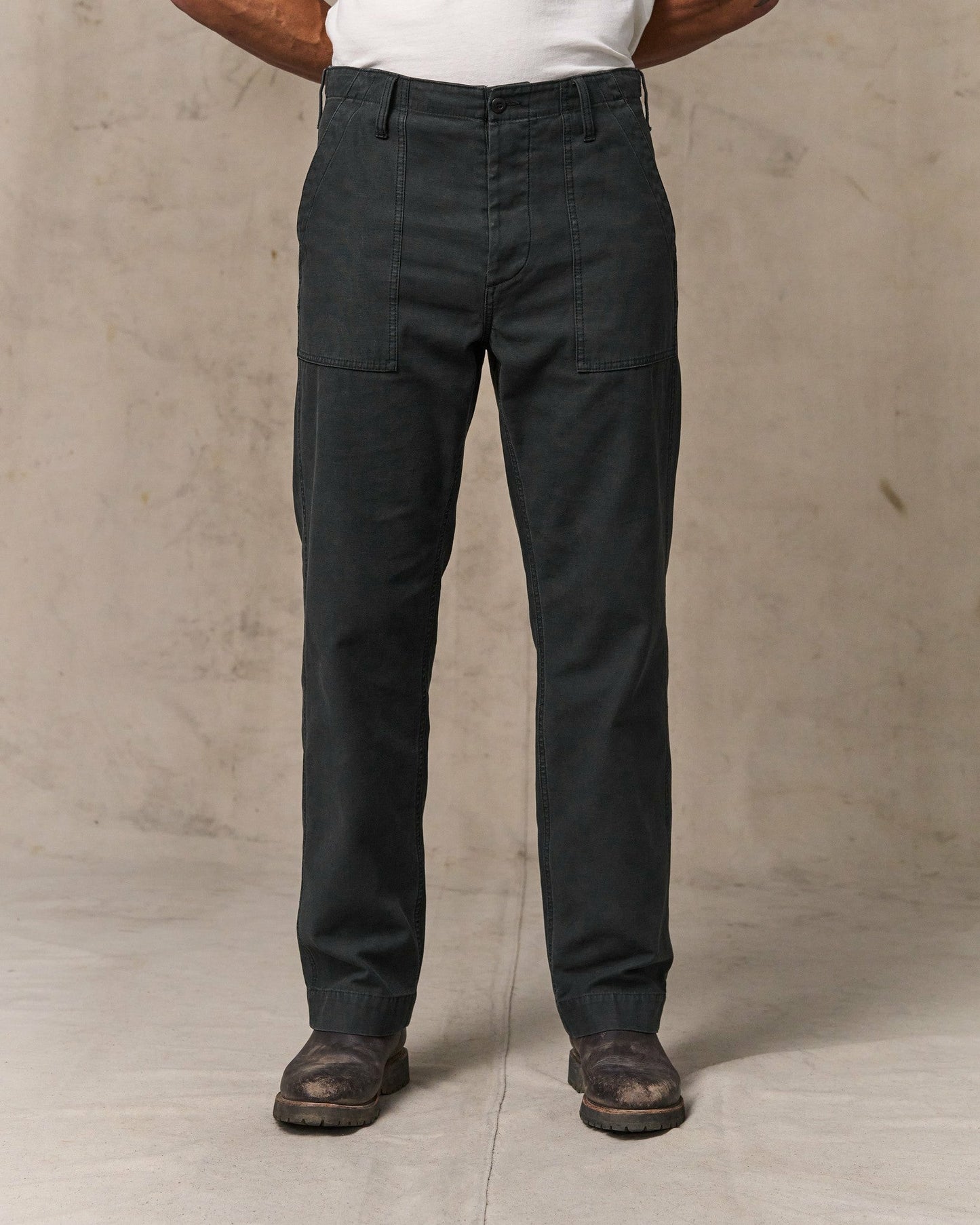 Filson Men Field Supply Pants - Washed Faded Black