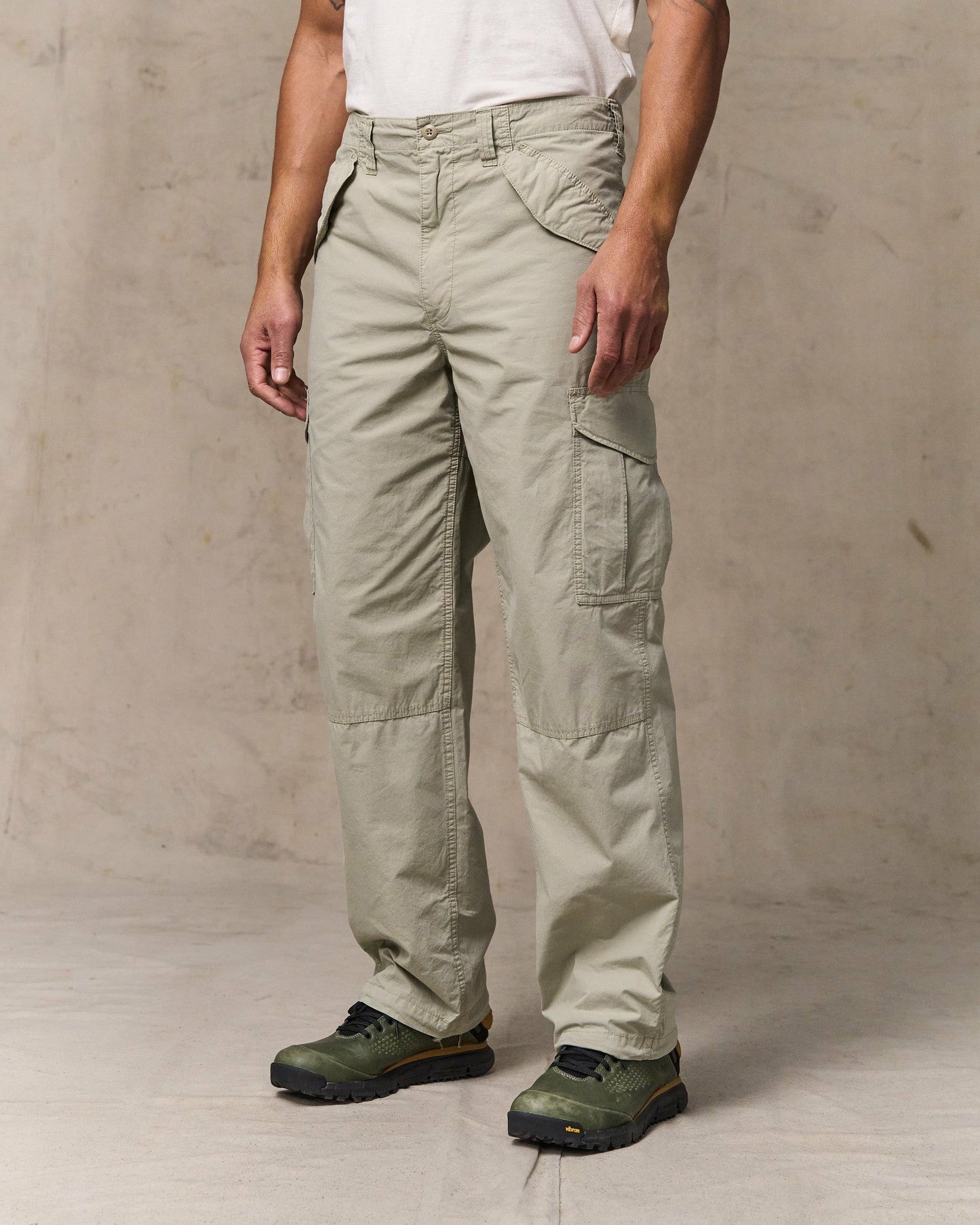 Filson Men Tropical Poplin Cargo Pants - Dried Sage