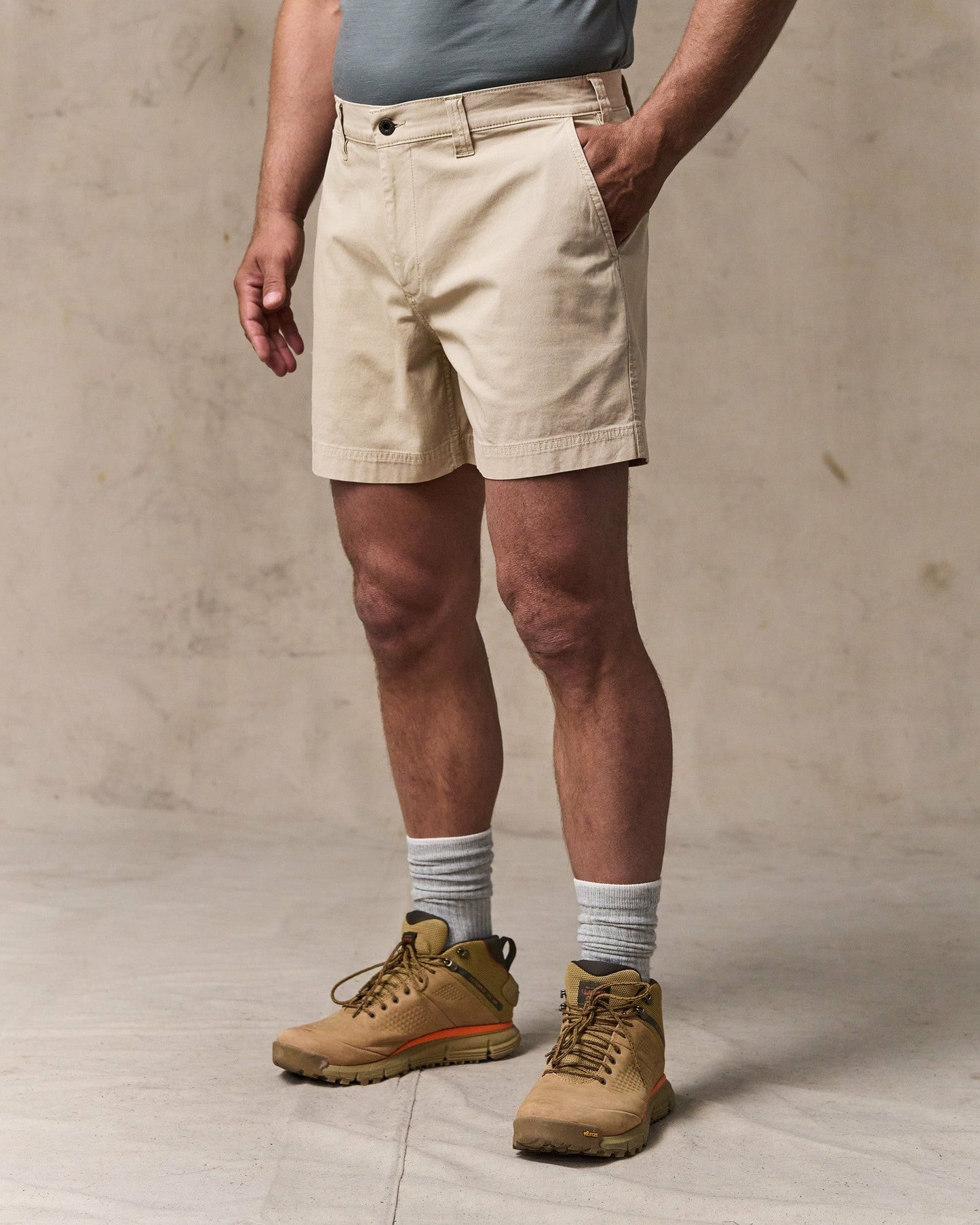 Filson Men Granite Mountain 6" Shorts - Buck Tan