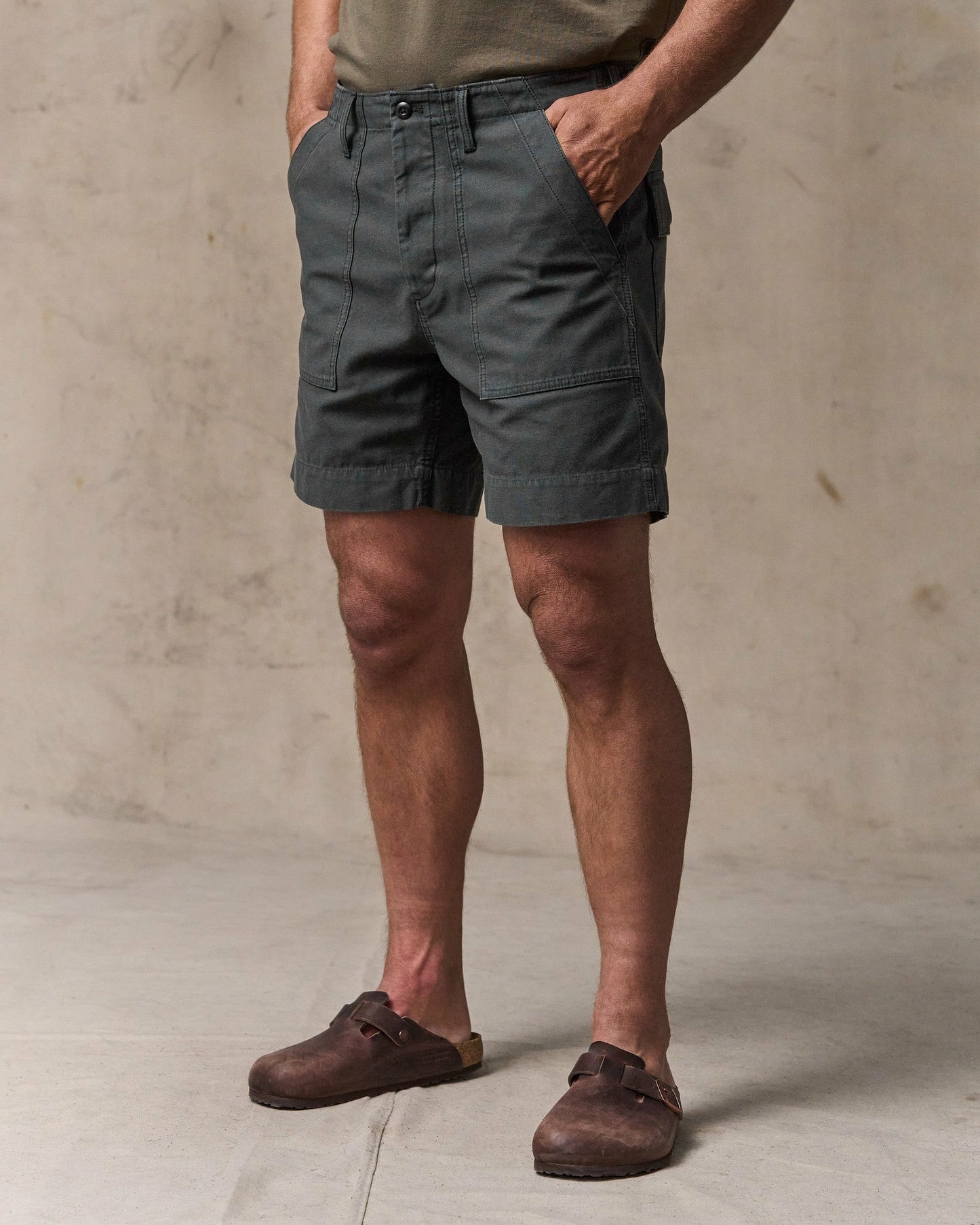 Filson Men Field Supply Shorts - Washed Faded Black
