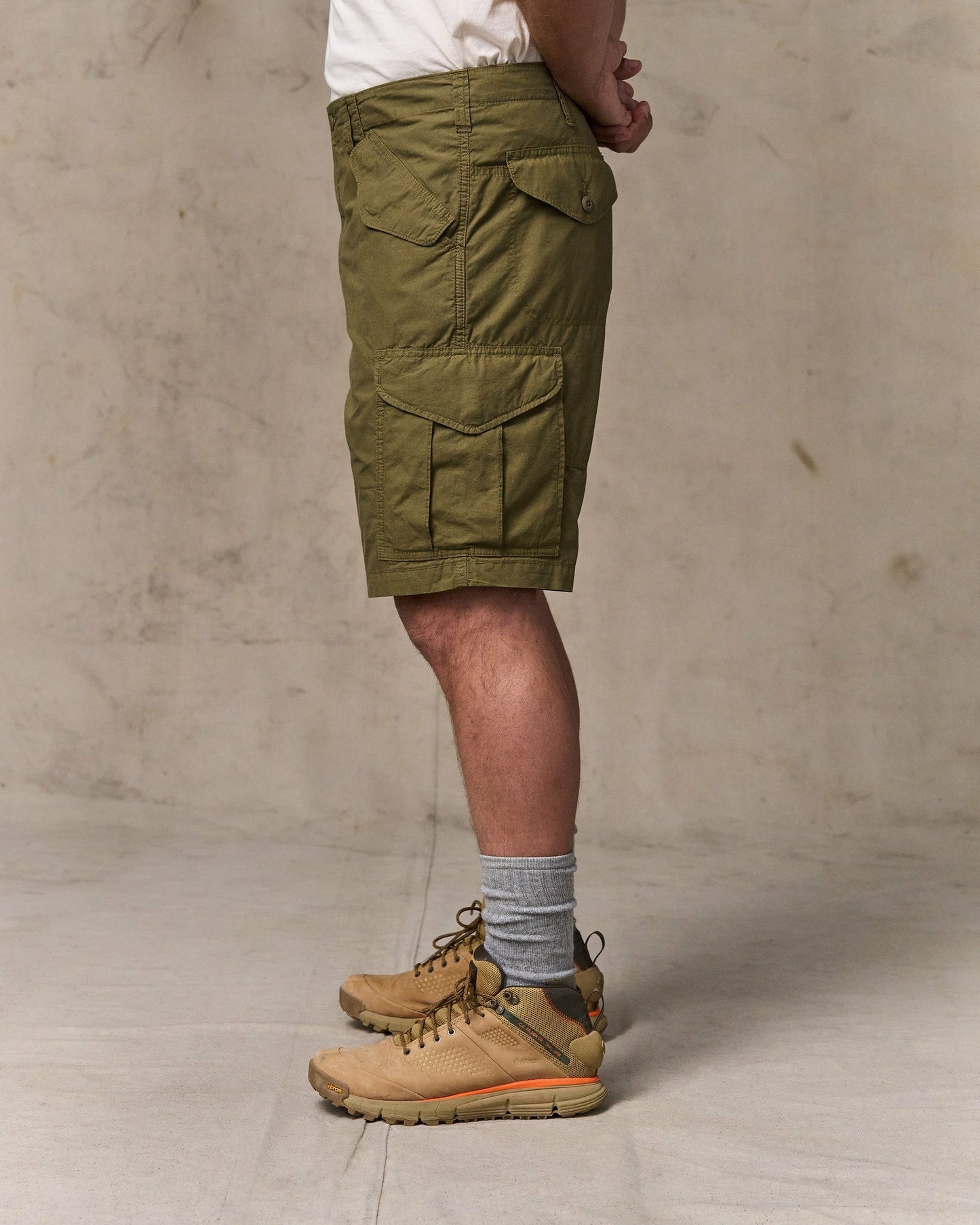 Filson Men Tropical Poplin Cargo Short - Military Olive