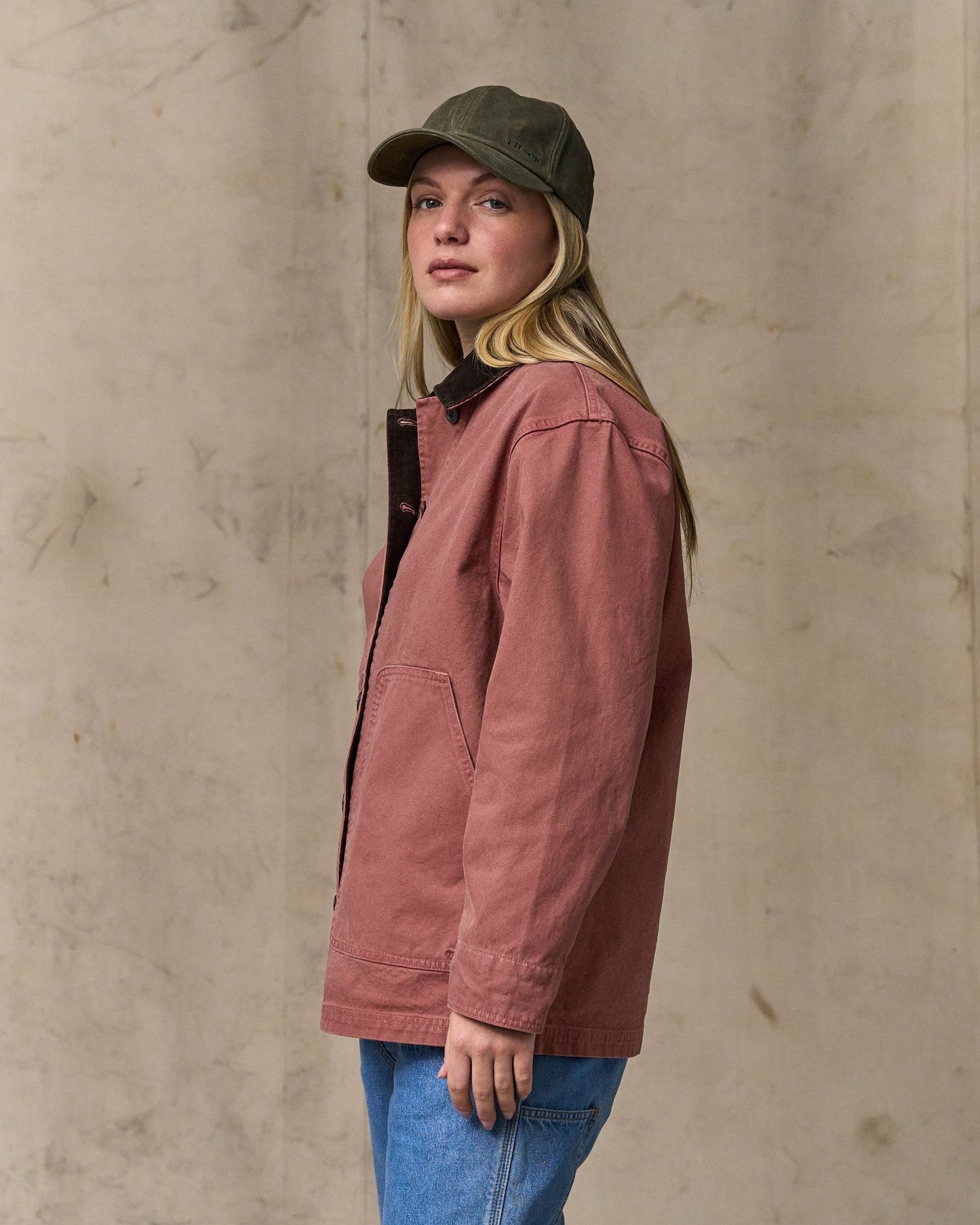 Filson Women Women's Canvas Barn Coat - Mahogany
