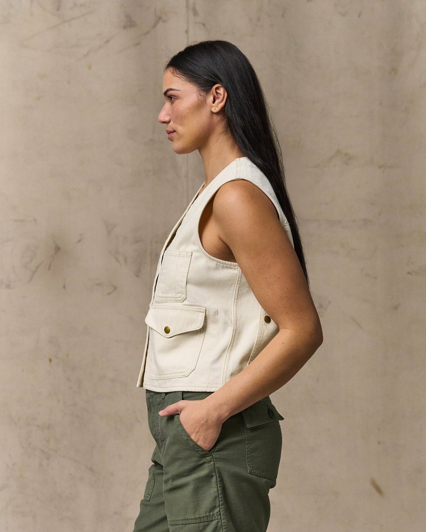 Filson Women Women's Archive Cruiser Vest - Natural Seed