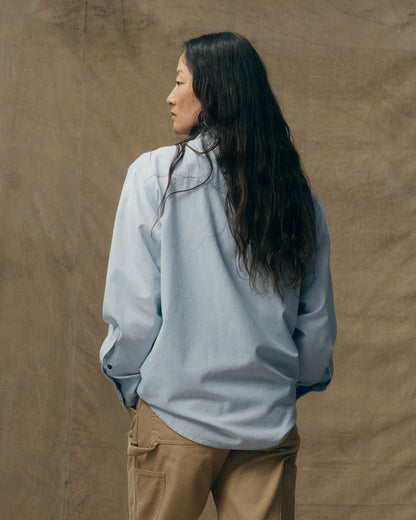Filson Women Women's Embroidered Western Shirt - Light Indigo Chambray / Fields