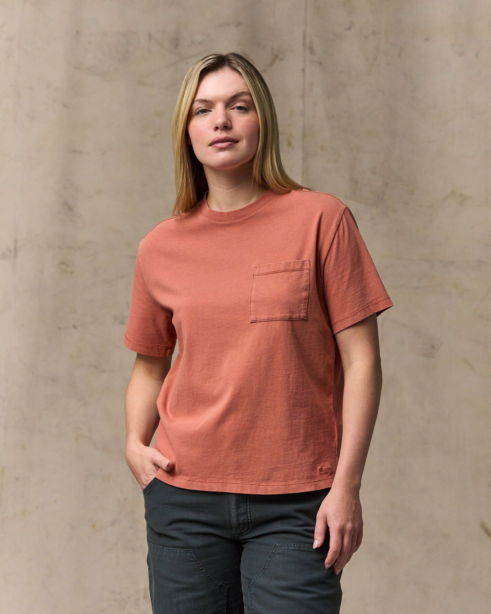 Filson Women Women's Short Sleeve Pocket Tee - Copper Brown