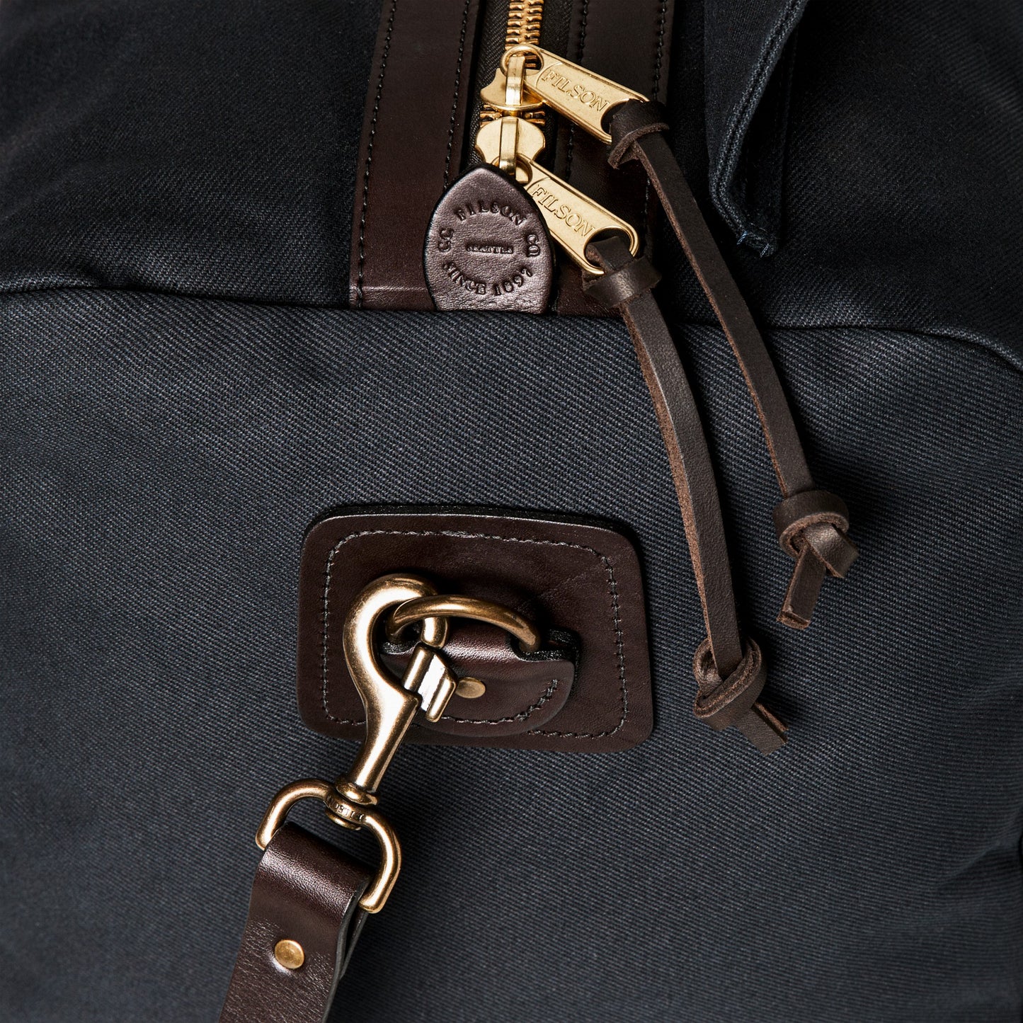 Filson Bags Medium Rugged Twill Duffle Bag