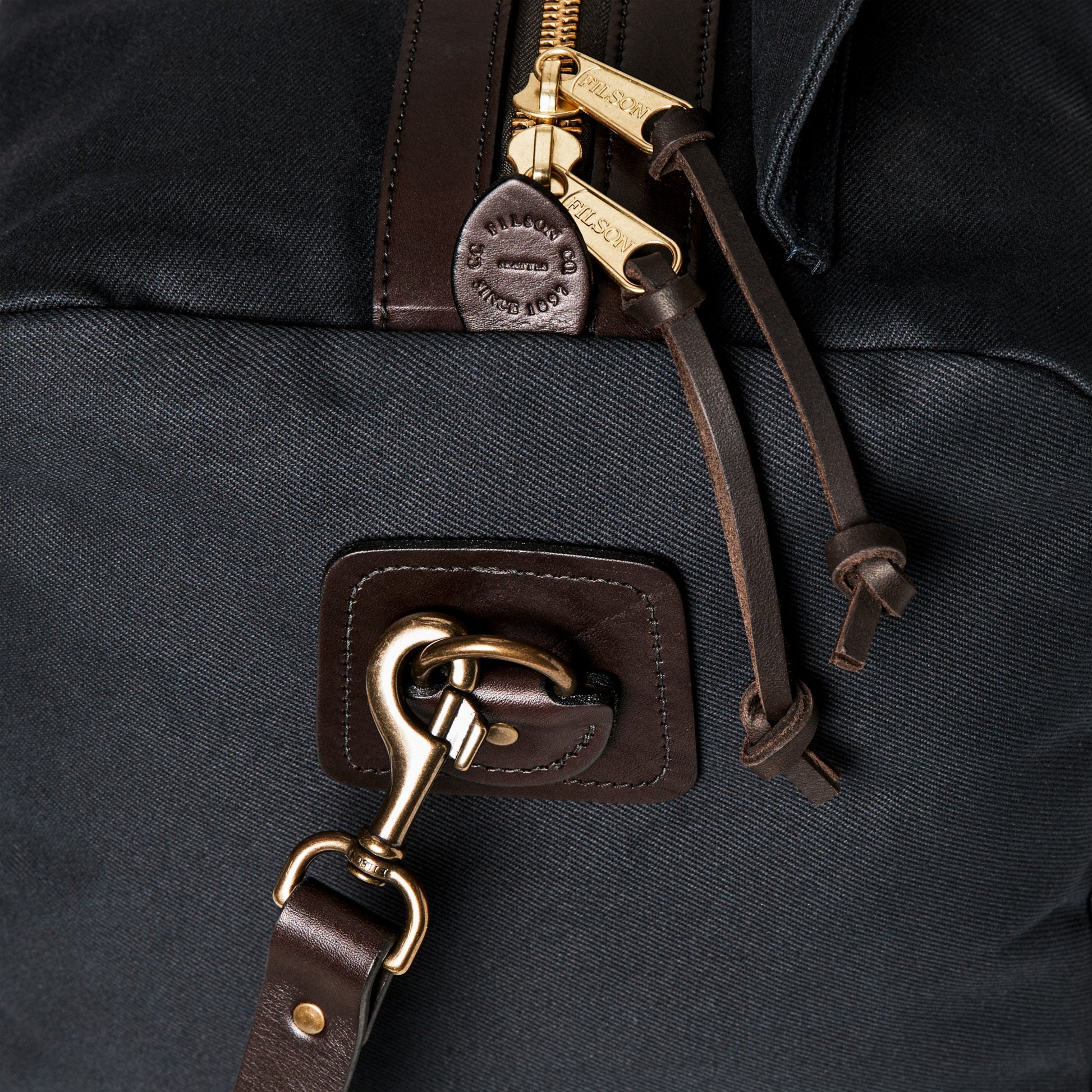 Filson Bags Medium Rugged Twill Duffle Bag