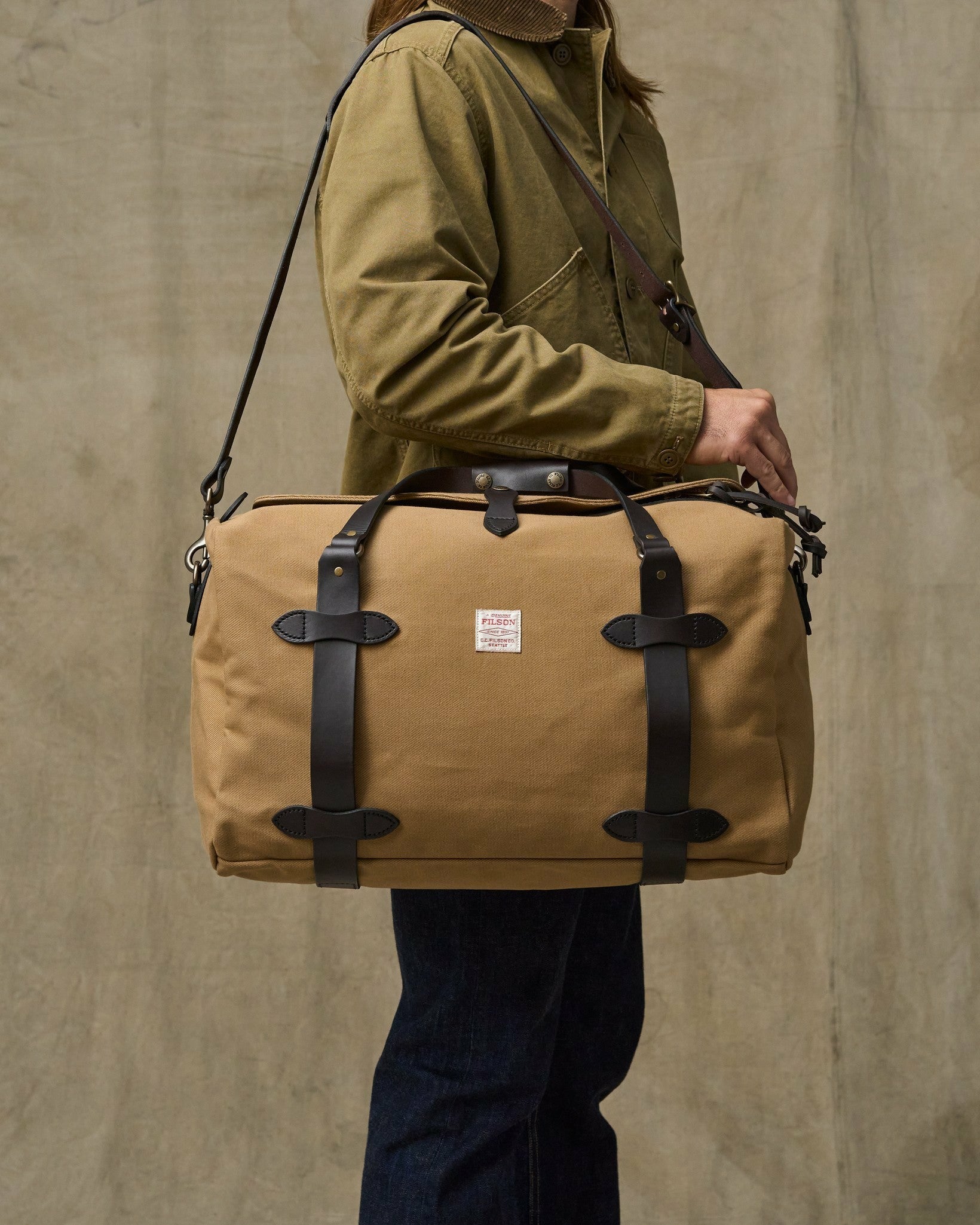 Filson Bags Medium Rugged Twill Duffle Bag